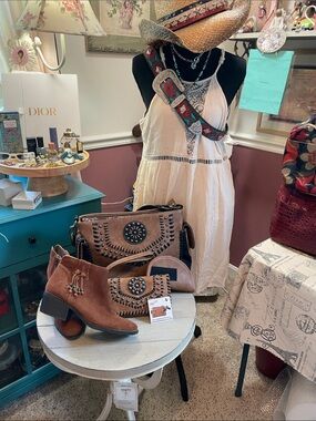 Boho Embellished Tan Suede Booties & Bag Set,Cowgirl Hat Shyanne Dress ,Belt